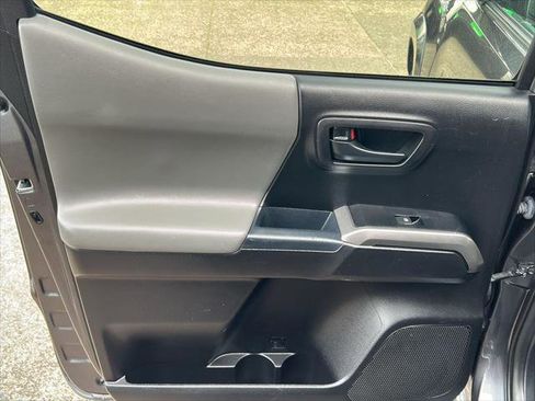 Certified 2021 Toyota Tacoma SR5 image 21