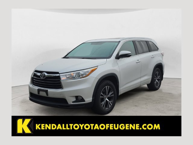 Used 2016 Toyota Highlander XLE AWD/4WD image 1