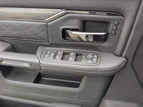 New 2026 RAM 2500 Limited image 14