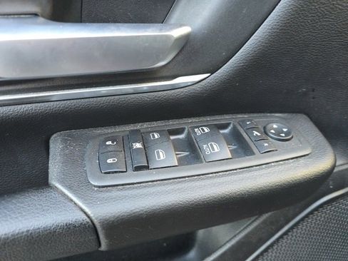 Used 2022 RAM 1500 Big Horn image 24