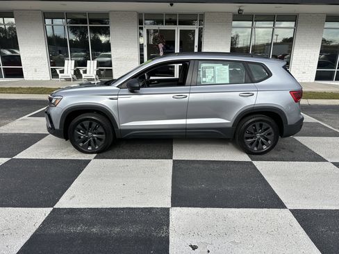 Used 2024 Volkswagen Taos S image 1