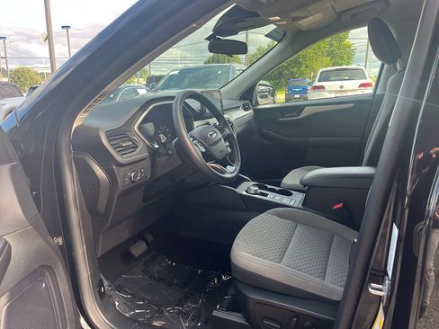 Certified 2022 Ford Escape SE w/ Convenience Package FWD image 9