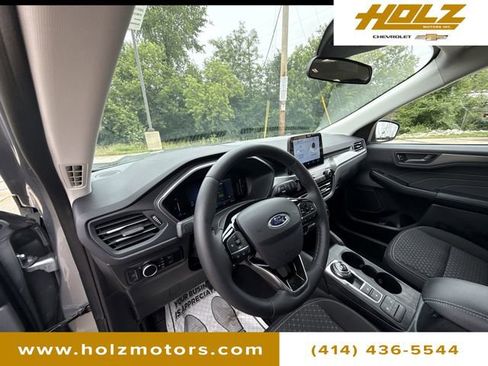Used 2023 Ford Escape Active image 10