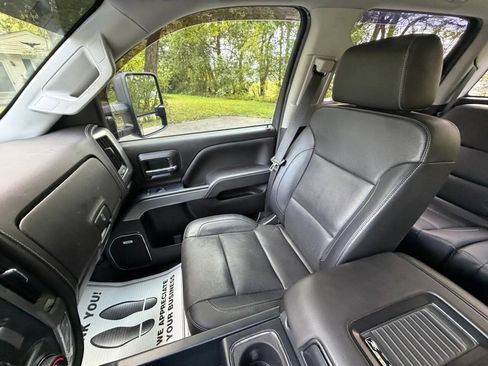 Used 2017 Chevrolet Silverado 2500 LTZ w/ Duramax Plus Package AWD/4WD image 48