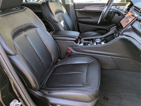 Certified 2022 Jeep Grand Cherokee L Limited w/ Trailer Tow Group (B) image 32