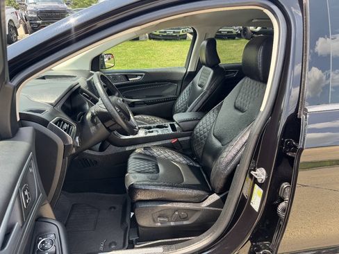 Used 2023 Ford Edge Titanium AWD/4WD image 11