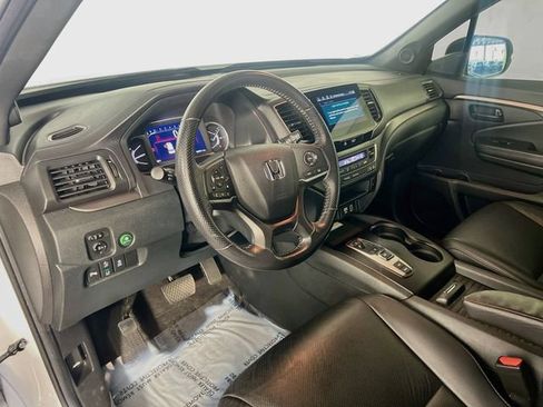 Used 2023 Honda Passport EX-L image 11