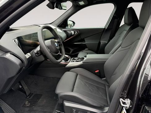 New 2026 BMW X3 xDrive30 w/ Premium Package image 9