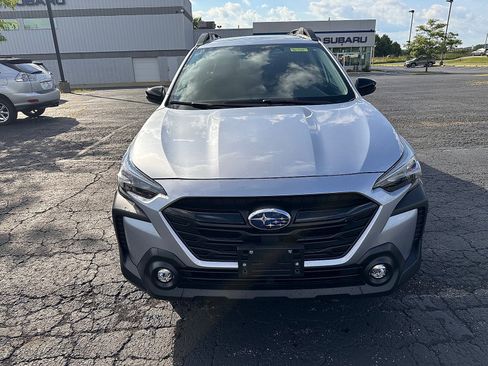 Certified 2025 Subaru Outback Onyx Edition AWD/4WD image 8