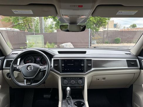Used 2018 Volkswagen Atlas SE AWD/4WD image 30