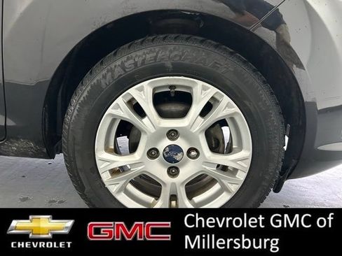 Used 2014 Ford Fiesta SE w/ Comfort Package FWD image 10