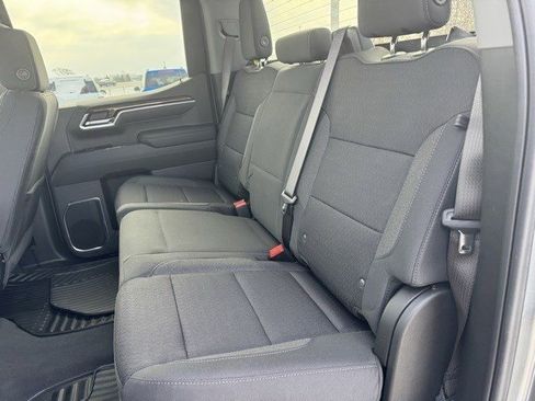 Used 2025 Chevrolet Silverado 1500 LT image 26