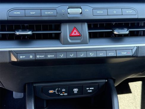 New 2025 Kia K4 LXS image 21