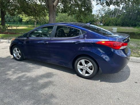 Used 2013 Hyundai Elantra GLS w/ Preferred Pkg FWD image 4