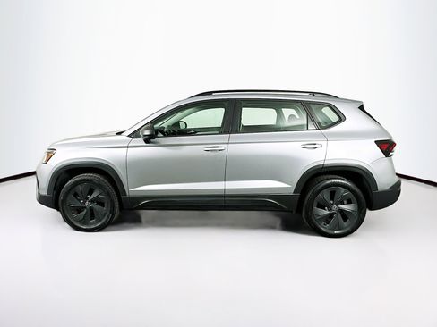 Used 2025 Volkswagen Taos S FWD image 4