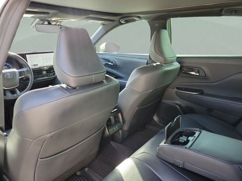 Certified 2023 Toyota Crown AWD/4WD image 23