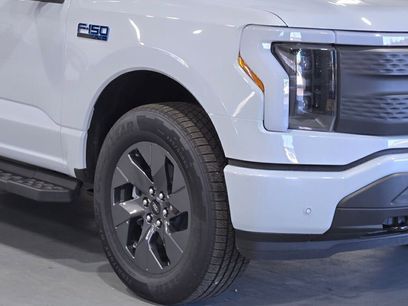 New 2025 Ford F150 Lightning Flash