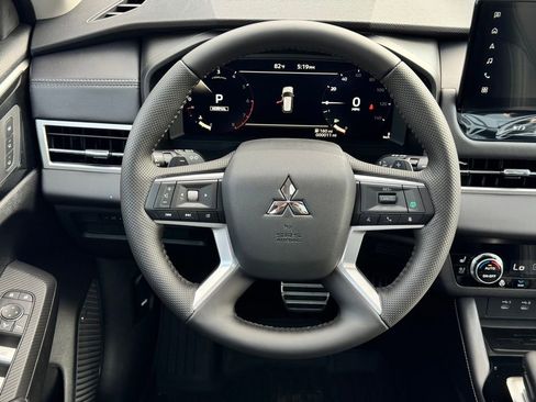 New 2026 Mitsubishi Outlander SEL FWD image 19