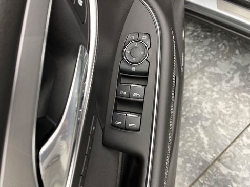 Used 2026 Buick Envision Sport Touring AWD/4WD image 9