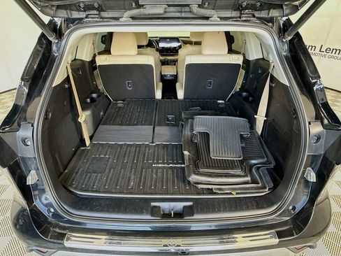 Used 2021 Toyota Highlander Platinum AWD/4WD image 26