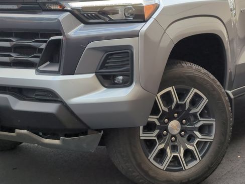 Used 2024 Chevrolet Colorado LT w/ LT Convenience Package III AWD/4WD image 22