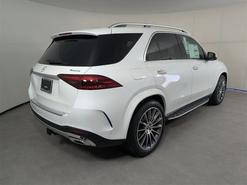 New 2026 Mercedes-Benz GLE 450 4MATIC image 4
