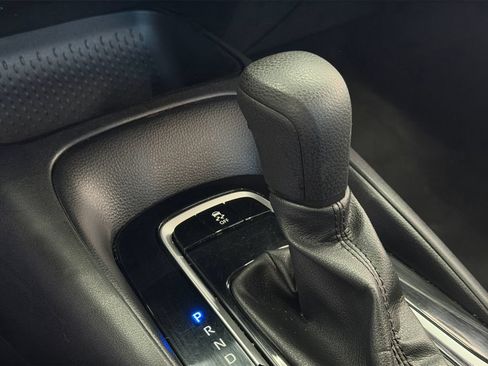 Used 2022 Toyota Corolla LE FWD image 19