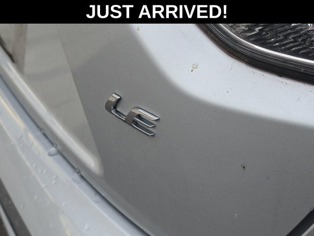 Used 2020 Toyota Corolla LE FWD image 6