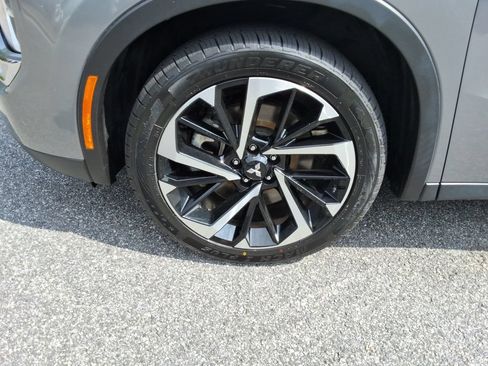 Used 2022 Mitsubishi Outlander SE AWD/4WD image 10