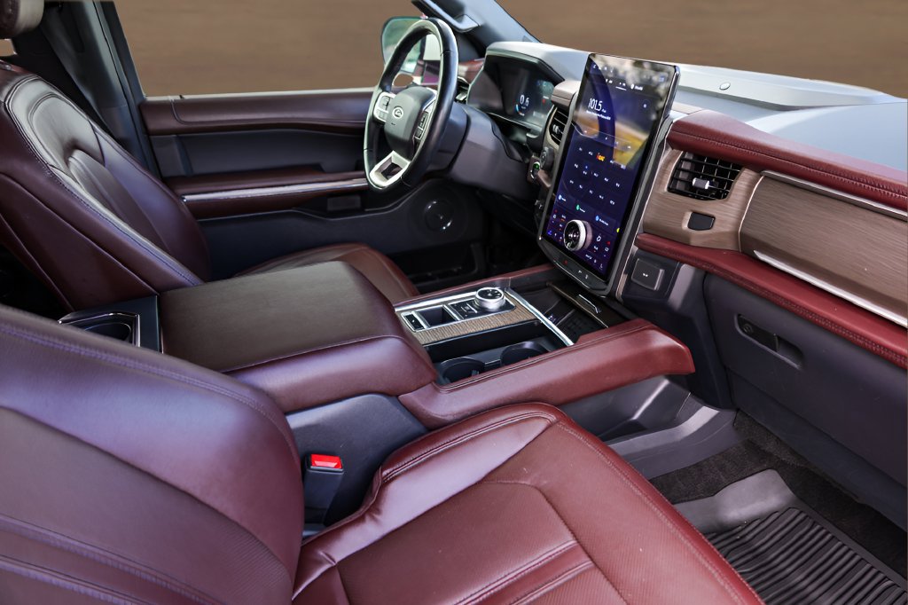 Used 2023 Ford Expedition Limited RWD image 31