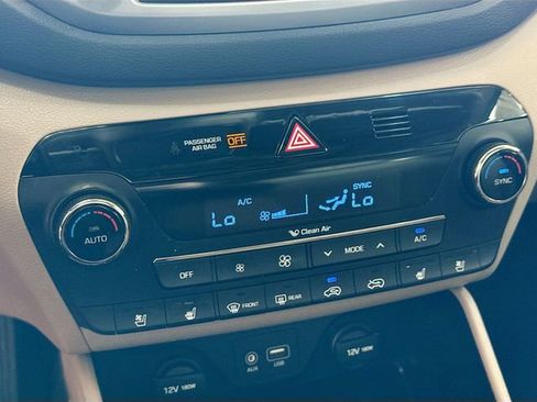 Used 2017 Hyundai Tucson Limited w/ Limited Ultimate Package 03 image 17