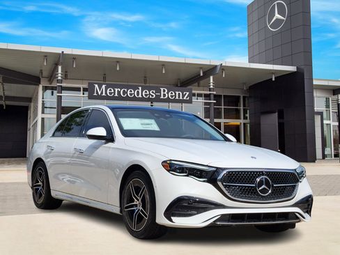 New 2025 Mercedes-Benz E 350 Sedan image 2