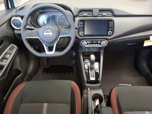 New 2025 Nissan Versa SR w/ Trunk Package image 9