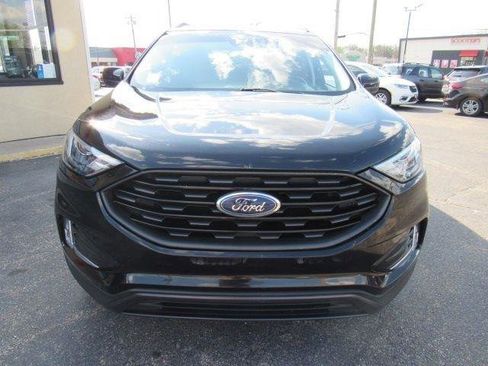 Used 2022 Ford Edge SEL w/ Sport Appearance Package image 3