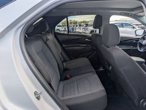 Used 2023 Chevrolet Equinox LT FWD image 16