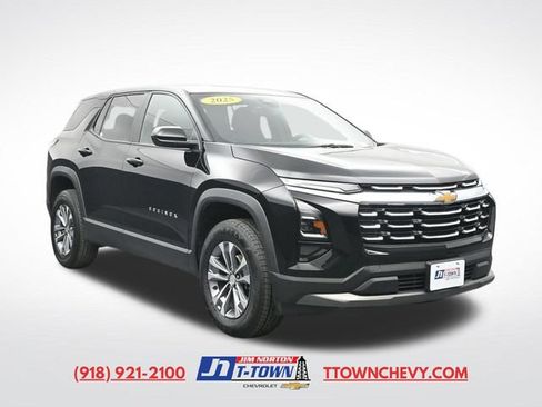 Used 2025 Chevrolet Equinox LT FWD image 15
