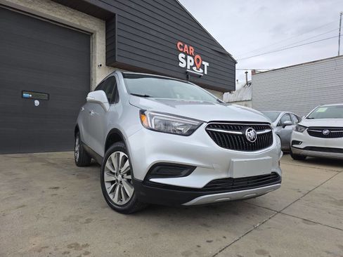 Used 2019 Buick Encore Preferred AWD/4WD image 1