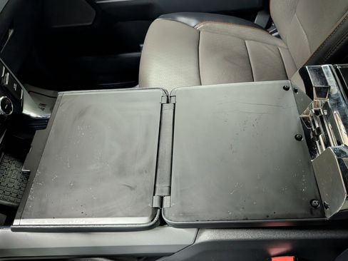 Used 2024 Ford F150 Lariat w/ Tow/Haul Package image 18