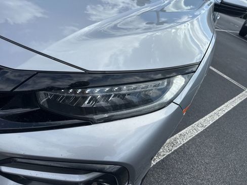 Certified 2021 Honda Civic Sport Touring image 9