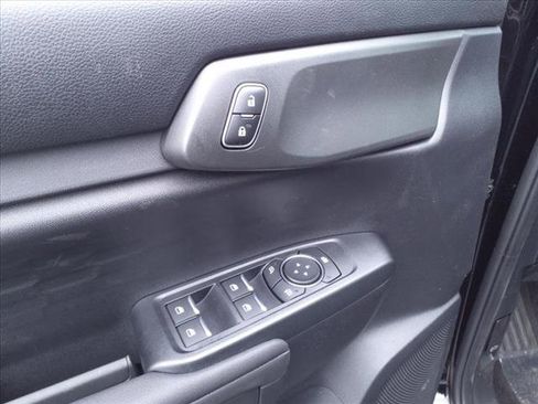 New 2024 Ford Ranger XL image 9