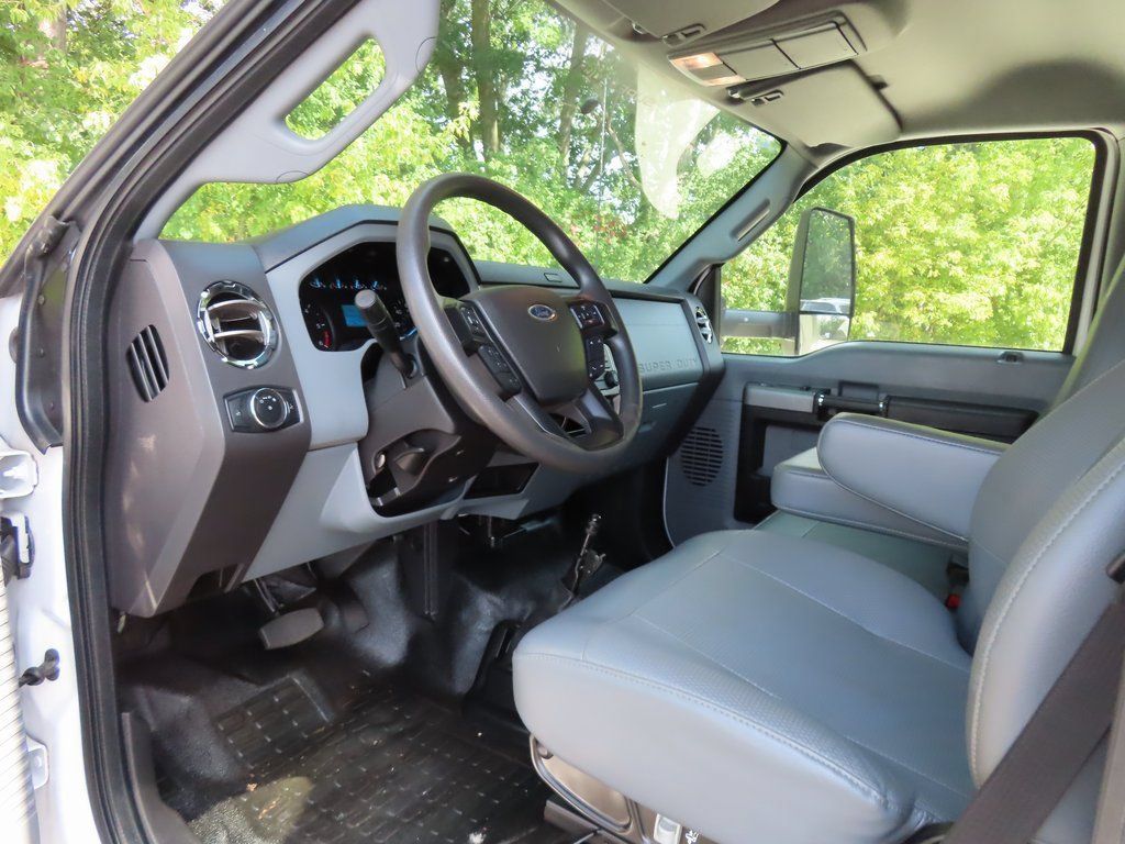 Used 2022 Ford F750 2WD Regular Cab Super Duty image 23