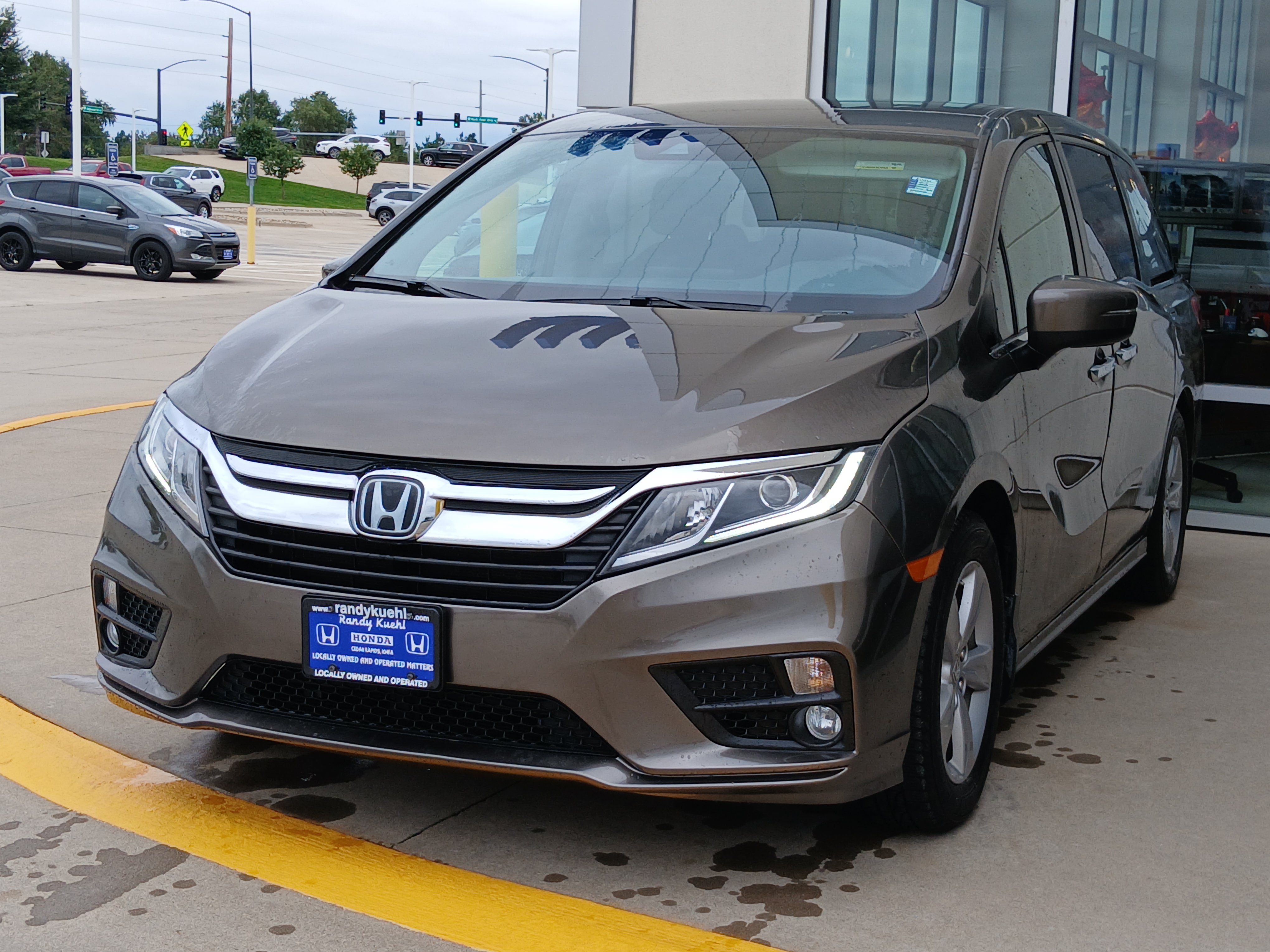 Used 2019 Honda Odyssey EX image 3
