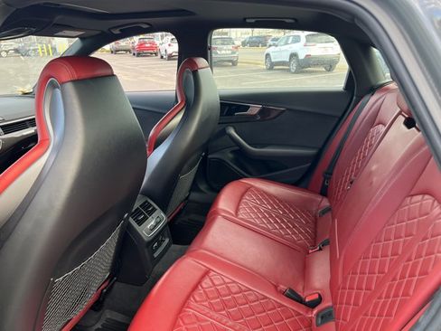 Used 2023 Audi S4 Premium Plus w/ Premium Plus Package image 7