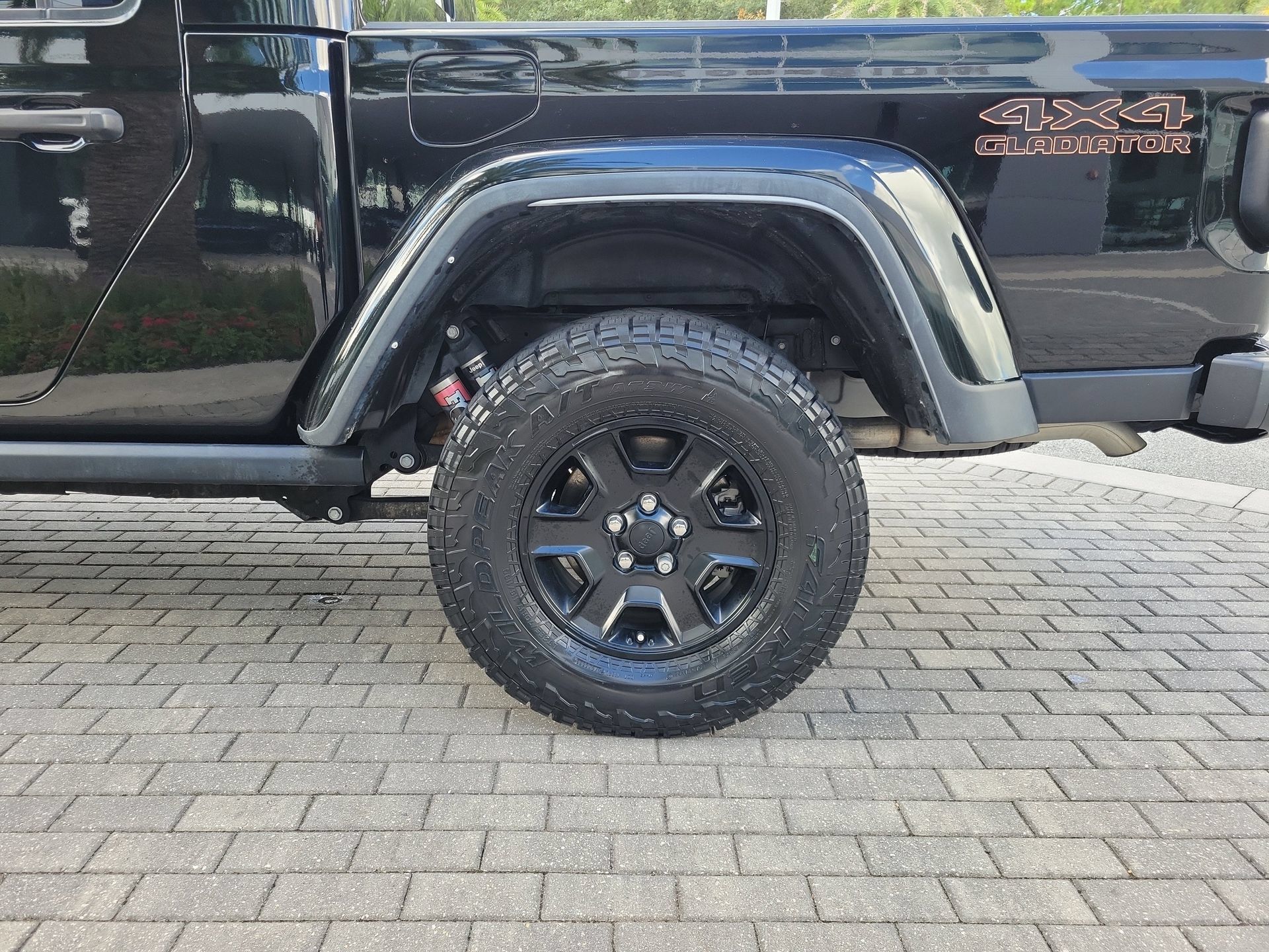 Used 2023 Jeep Gladiator Mojave w/ Trailer Tow Package AWD/4WD image 8