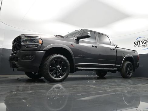 Used 2022 RAM 3500 Laramie w/ Night Edition AWD/4WD image 28