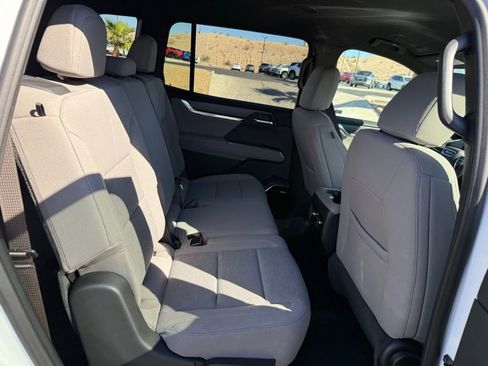 New 2026 GMC Acadia Elevation w/ LPO, Floor Liner Package image 14