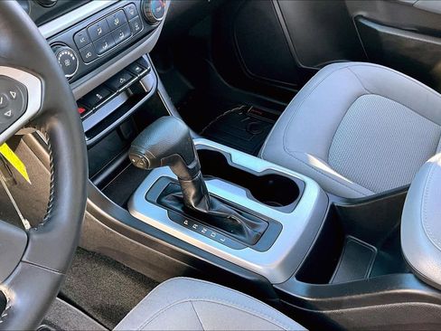 Used 2018 Chevrolet Colorado LT w/ LT Convenience Package image 19