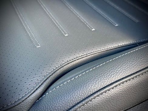 New 2026 Mercedes-Benz C 300 4MATIC Sedan image 21