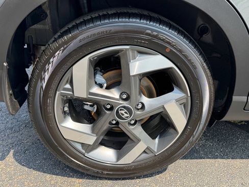 Certified 2026 Hyundai Venue SEL FWD image 32