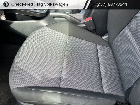 Used 2024 Kia Soul LX image 23